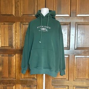 Sunkissed Coconut Winter Green Embroidered Hoodie Oversized Fleece Pullover XS